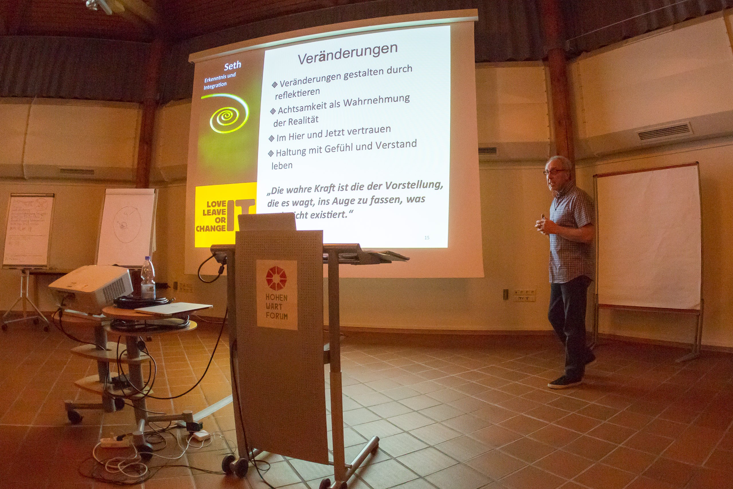 20151024205603 RD100863